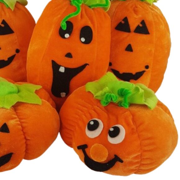 Lot of 5 Plush Stuffed Pumpkins Home Halloween Decoration Autumn Party Decor - Picture 3 of 5